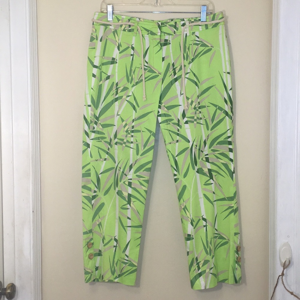LNWOT-Apriori Green Tropical Clamdiggers/Capri Pants w/Tie Belt Size 10